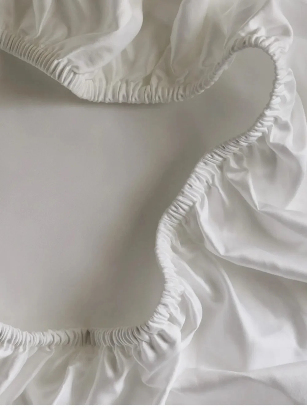 Signature Giza Cotton Sateen Embroidered Sheet Set white sand Full NWT
